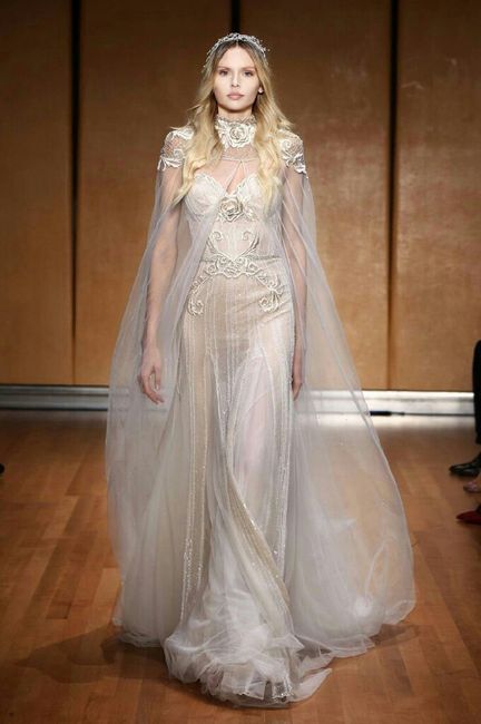  Vestidos con capa 💚 - 13