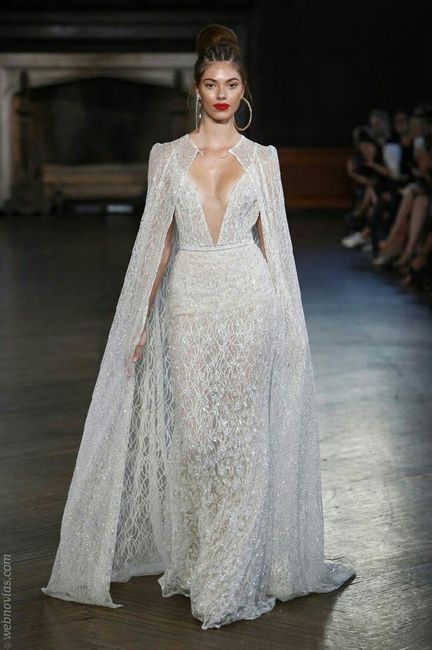  Vestidos con capa 💚 - 30