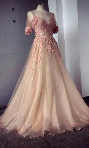  Vestidos que no son de novia pero podrian serlo - 6