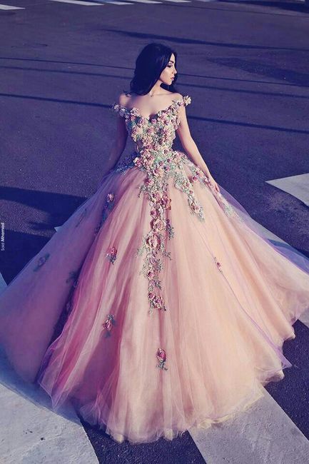  Vestidos que no son de novia pero podrian serlo - 7