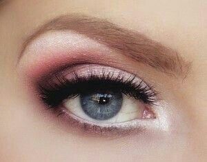 Maquillaje ojos azules 11