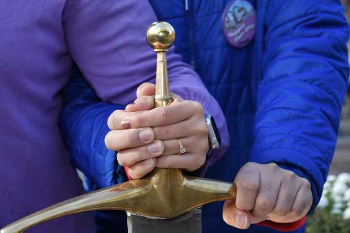 Presuman su anillo de compromiso💍 y como sucedió 😍🤭 - 1