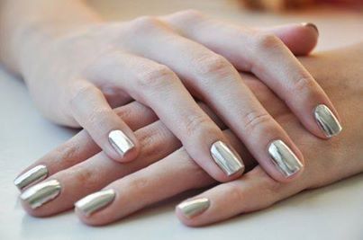 nails plateadas