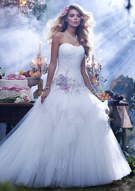 Qué princesa Disney eres según tu vestido de novia? 2