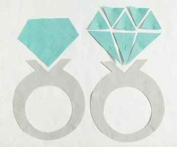 anillo de compromiso de fieltro