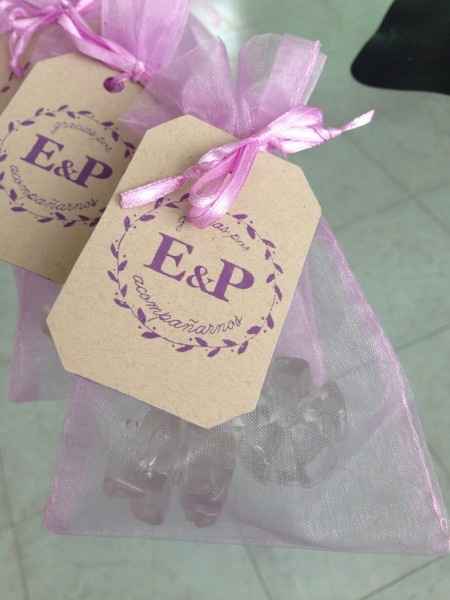 Tapones para tacones ya que sera en jardin 