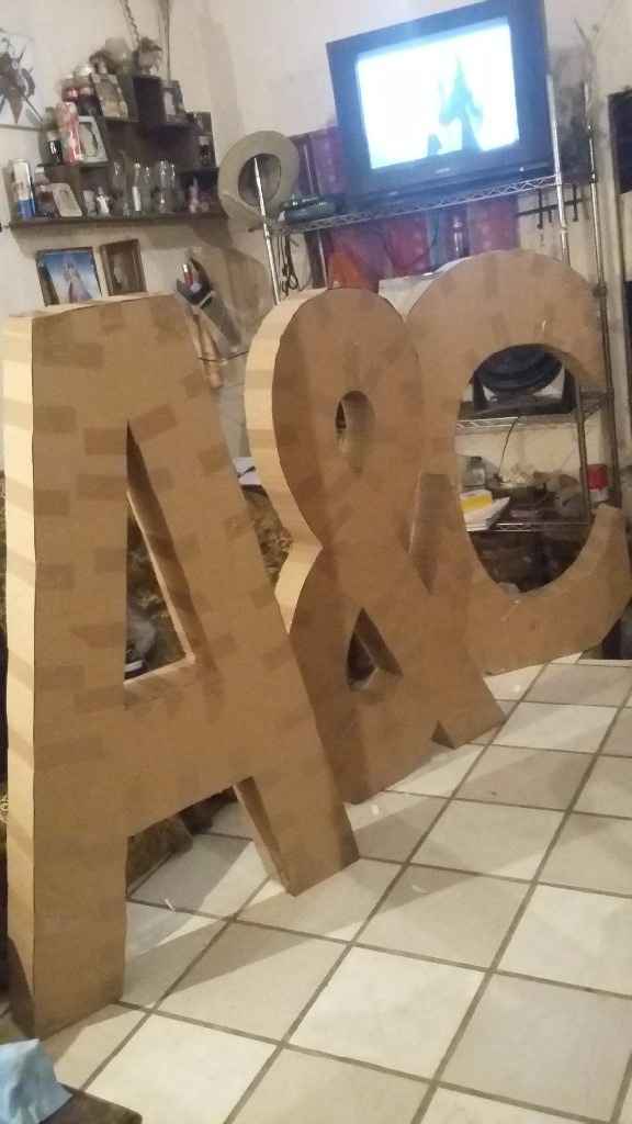 letras gigantes A & C