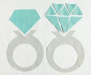 anillo de compromiso de fieltro