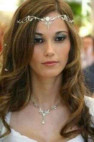 Tocado de novia sencillo o elegante - 1