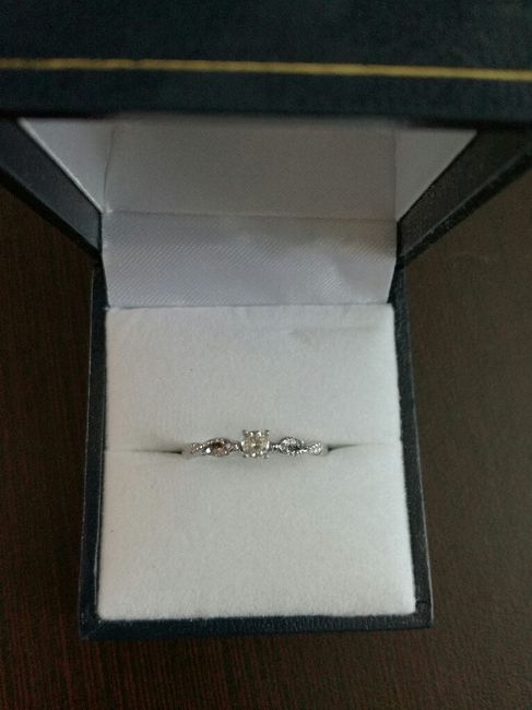 Anillo de compromiso - 1