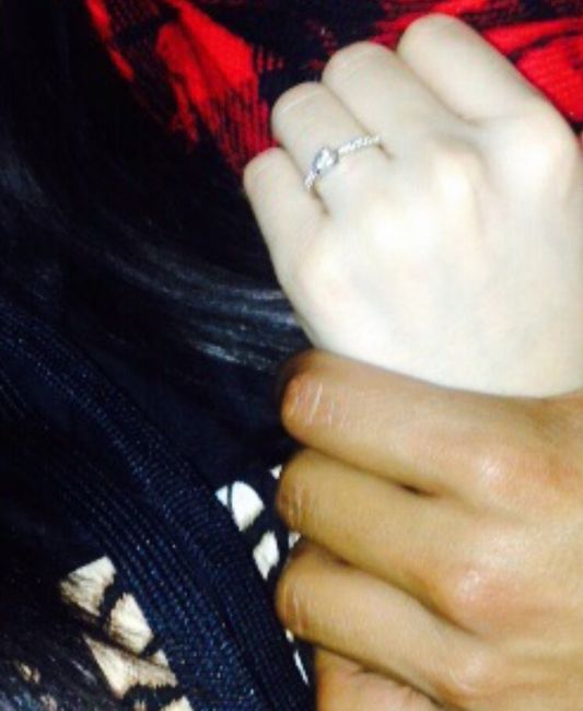 Presuman su anillo jeje - 2