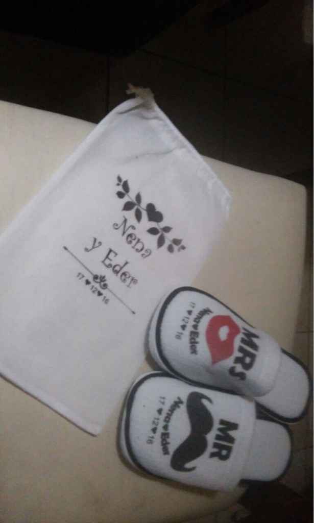 A 1 día llegaron las pantuflas 👟👣👯 - 1