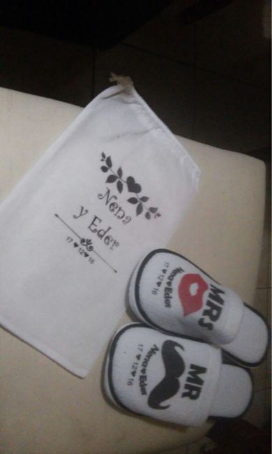 A 1 día llegaron las pantuflas 👟👣👯 - 1
