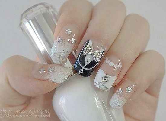 c) Uñas 