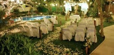 Flores y jardín