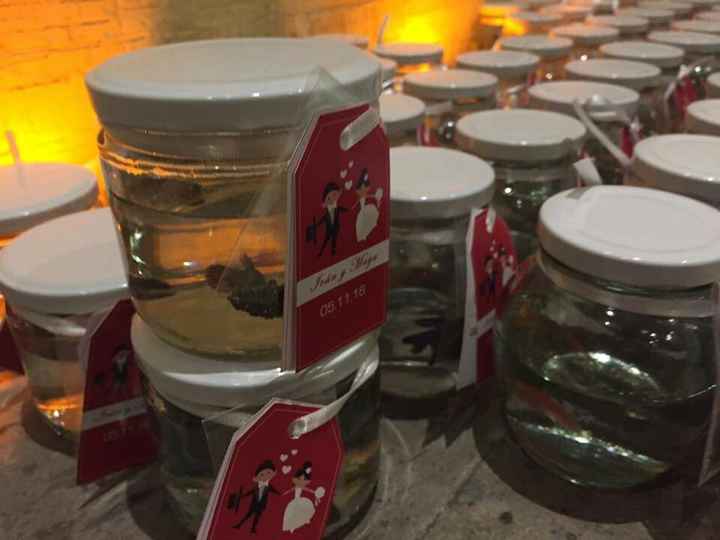 Este fue el resultado: arbol de huellas, centros de mesa, recuerdos y más... - 4