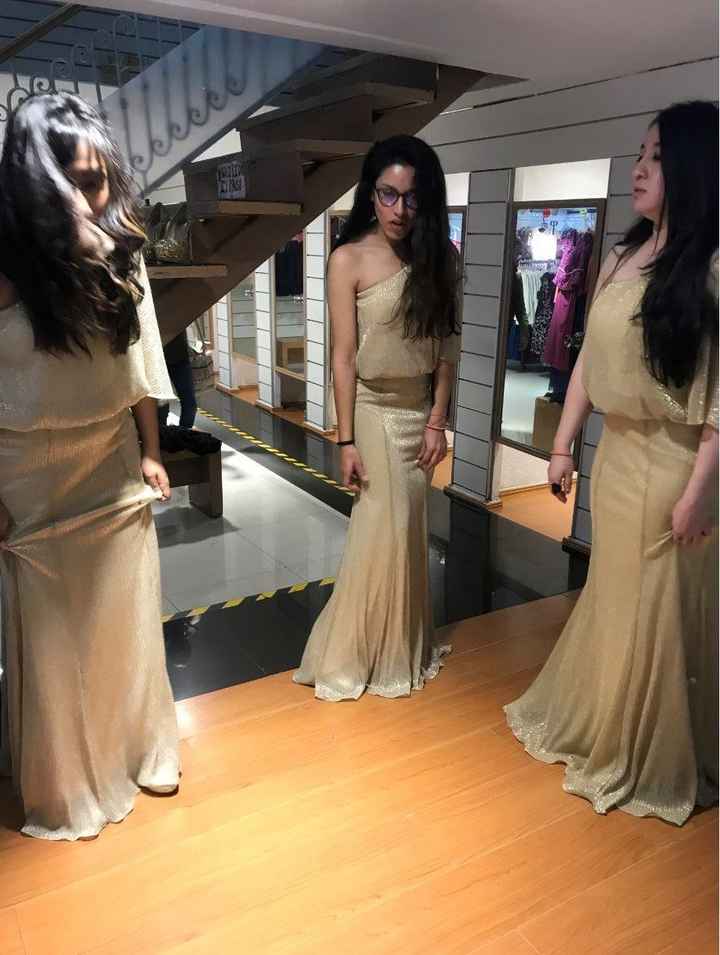 mis 3 damitas ( mi hermana, y mis dos mejores amigas) 