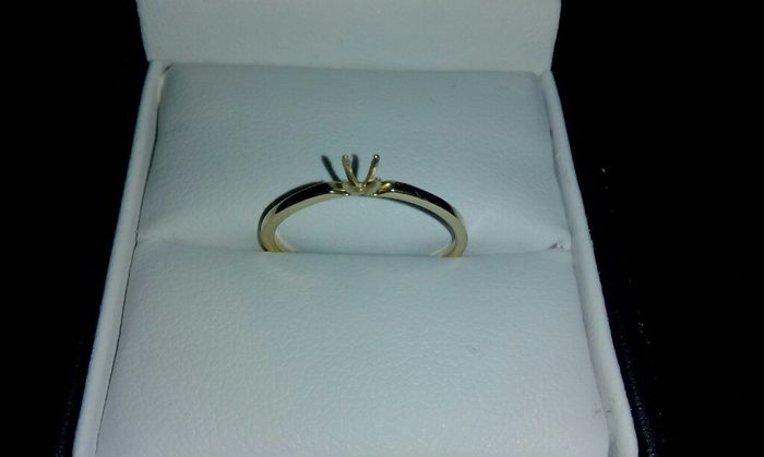 La piedra de mi anillo de compromiso 💔 1