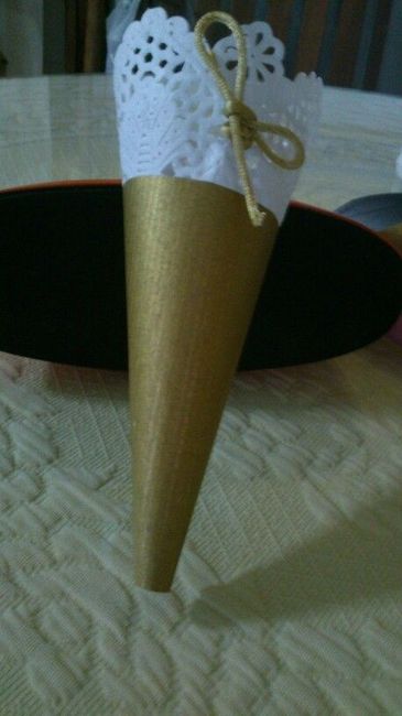 cono para confetis boda