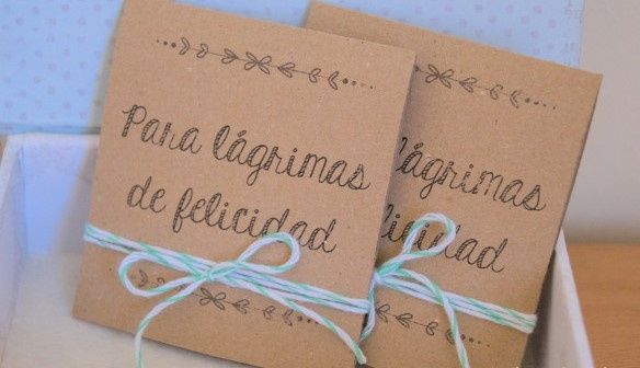 Sobres para pañuelos DIY