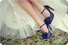 zapatos de color para novia