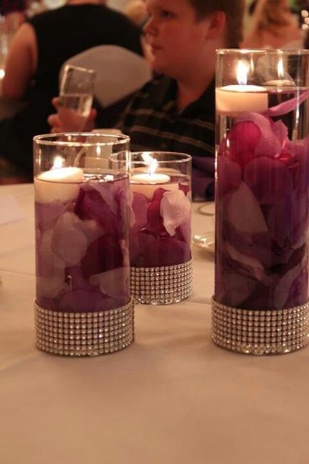 decoracion en morado mesas