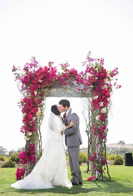 arco de flores novios