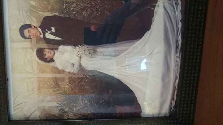 ¿Cómo era el vestido de novia de tu mamá? ¡Compártelo! - 1