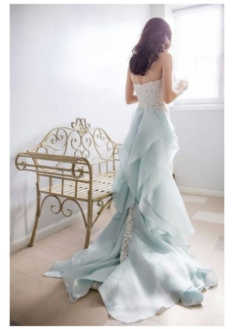Mi vestido, no le pude quitar los ojos de encima
