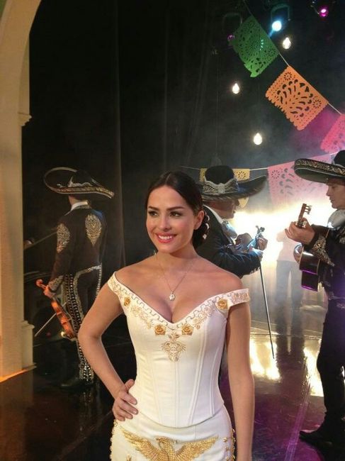 Vestidos de novia a la mexicana - 13