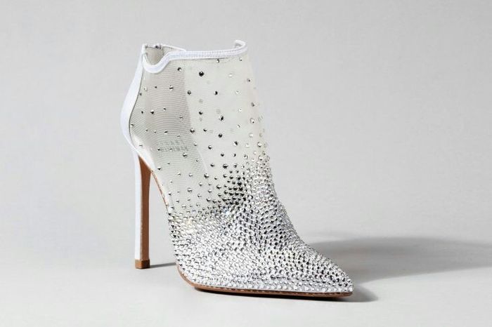 Cual de estos,  serían sus zapatos? - 5