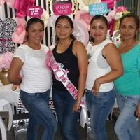 mi cuñis, yo,mi amiga y mi hermana 