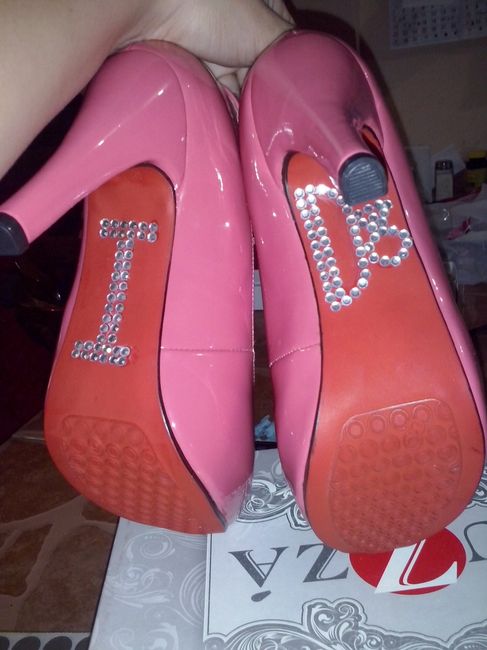 Zapatos en casa - 2