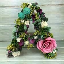 Letras diy con follaje y flores o suculentas? 💚 2