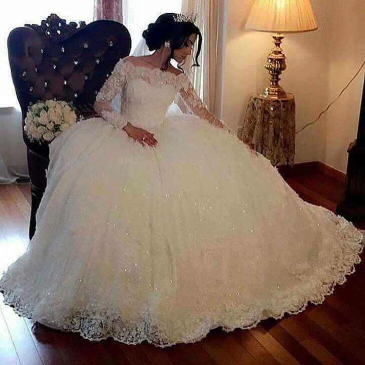 Si tu Fm tuviera que elegir tu vestido de boda.. - 1