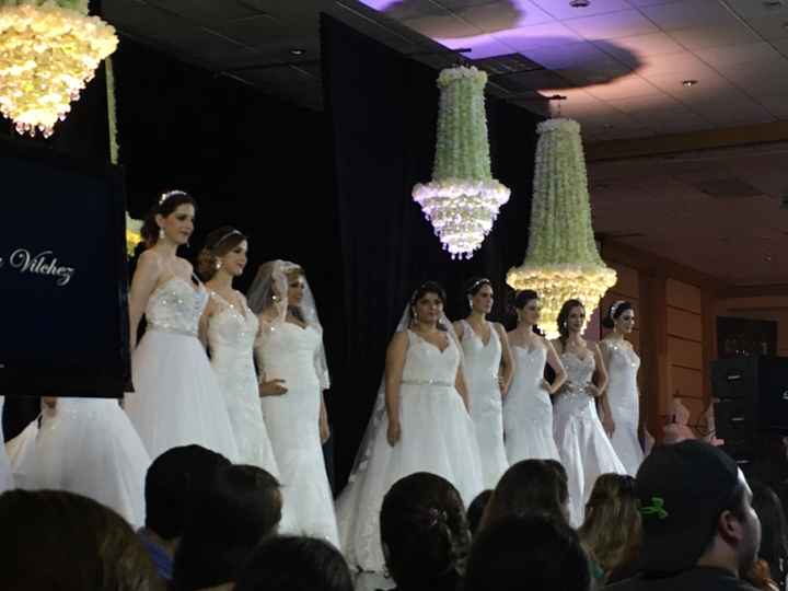Expo mi boda 2016 - vestidos - 9