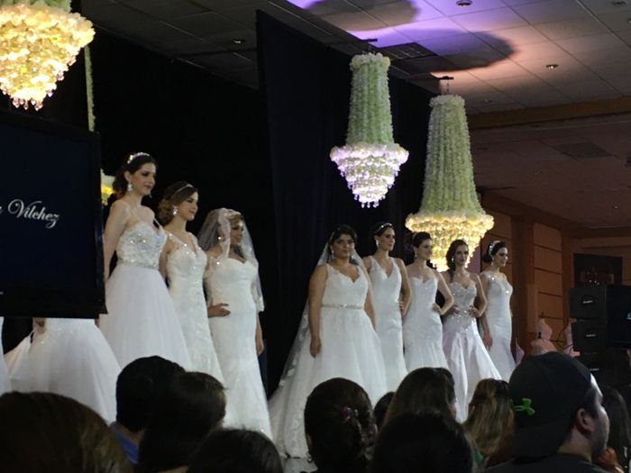 Expo mi boda 2016 - vestidos - 9