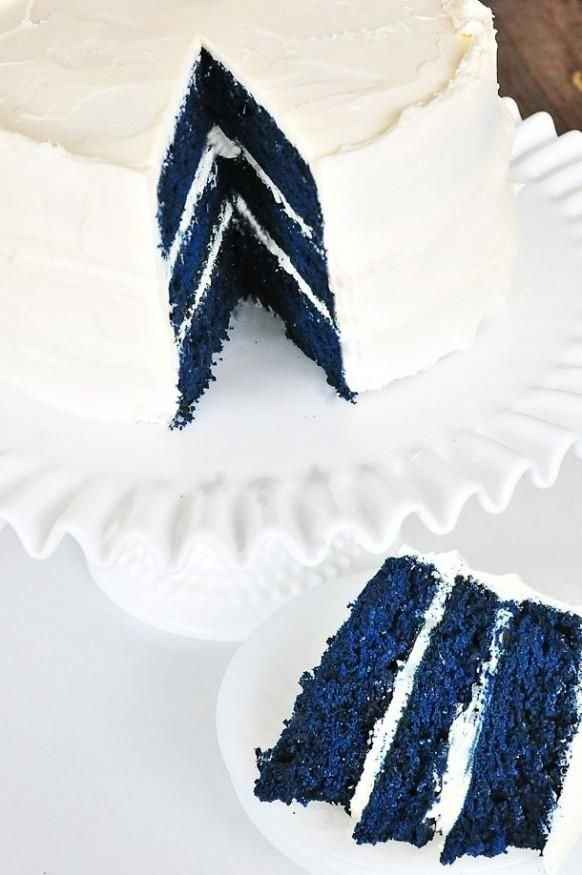 Blue cake Clau