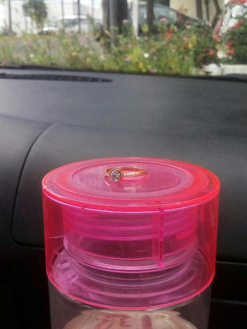 Mi anillo de compromiso !!!! jamas lo hubiera soñado - 2