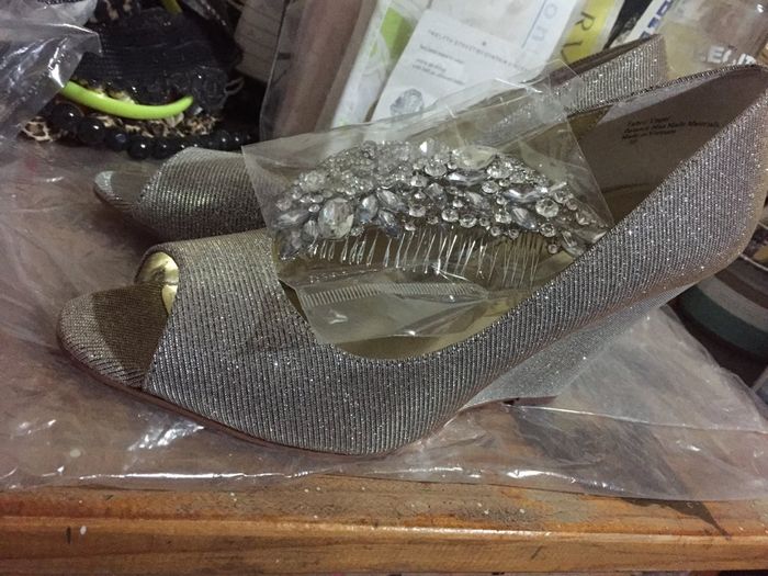 Que zapatos le van mejor a mi vestido ? - 1