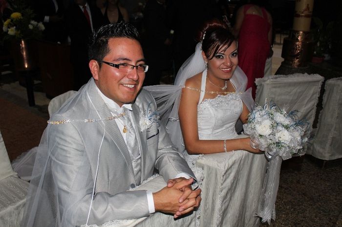nosotros felices jeje