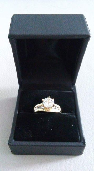 Y si me enseñas tu anillo? - 1