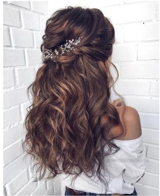 Peinados para las novias de pelo largo 20
