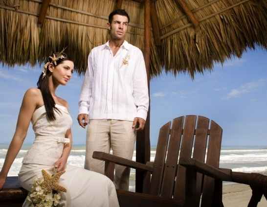 Novios en playa