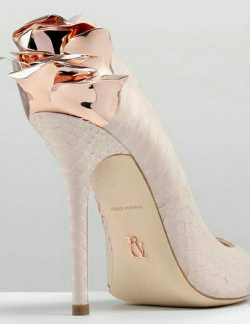  Ayuda con los Zapatitoss - 2