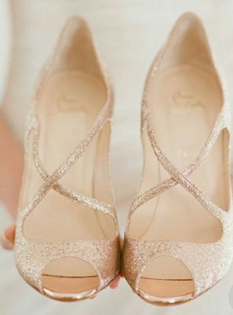  Ayuda con los Zapatitoss - 3