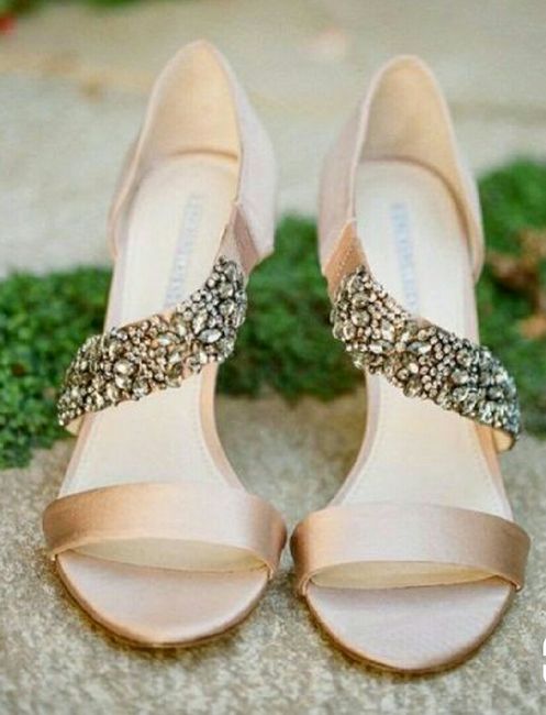  Ayuda con los Zapatitoss - 7