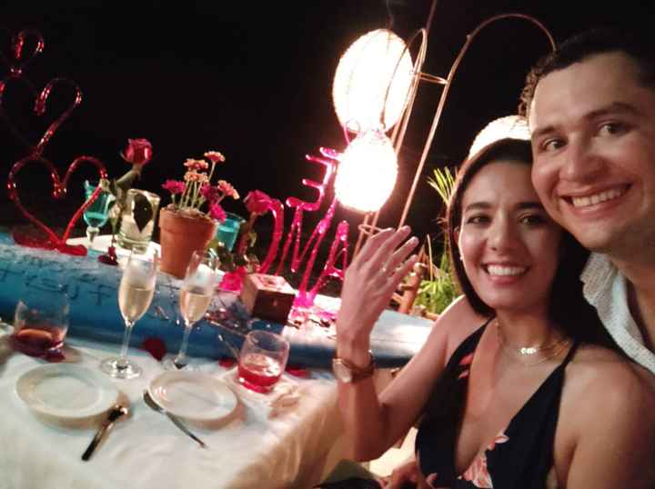📷Publica la primera foto que se tomaron comprometidos 9