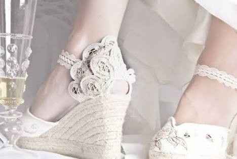 Hola niñas 😊 opciones de calzado para el gran día 👠👟 - 1