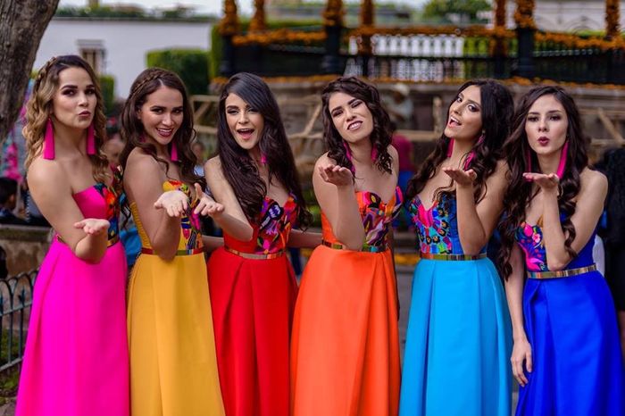 Aún no tengo el color que llevarán las damas!! 6